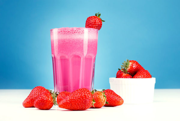 RAWFUSION® Easy Vegan Strawberry Protein Smoothie